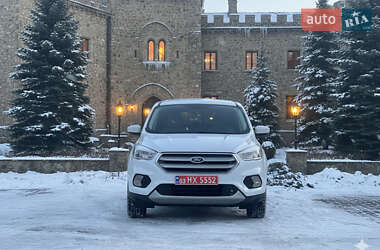 Внедорожник / Кроссовер Ford Escape 2019 в Львове