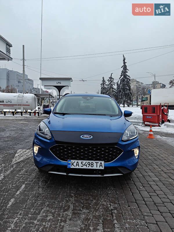 Позашляховик / Кросовер Ford Escape 2021 в Києві