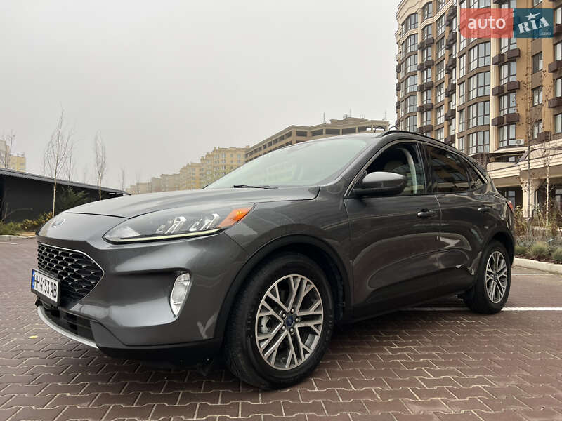 Позашляховик / Кросовер Ford Escape 2021 в Києві