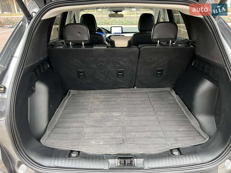 Позашляховик / Кросовер Ford Escape 2021 в Києві