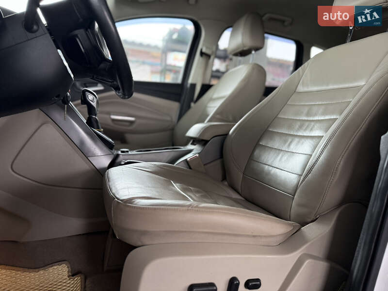 Внедорожник / Кроссовер Ford Escape 2014 в Ивано-Франковске