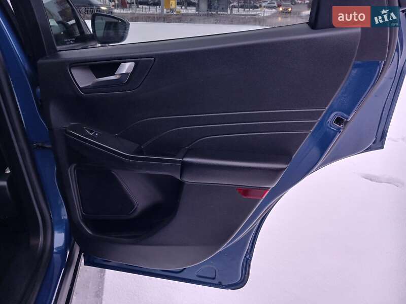 Позашляховик / Кросовер Ford Escape 2022 в Броварах