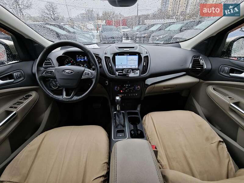 Внедорожник / Кроссовер Ford Escape 2016 в Харькове
