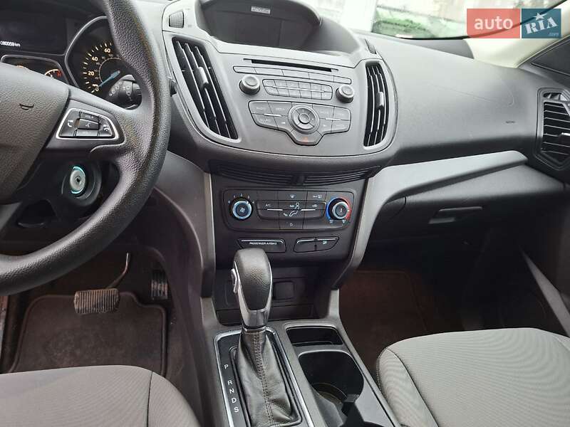 Позашляховик / Кросовер Ford Escape 2017 в Харкові