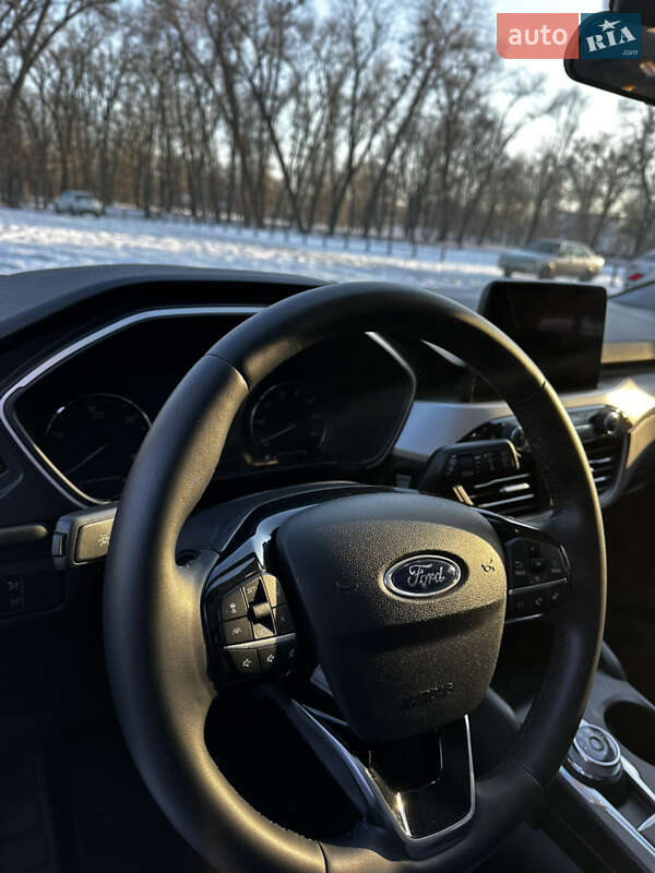 Внедорожник / Кроссовер Ford Escape 2022 в Сумах