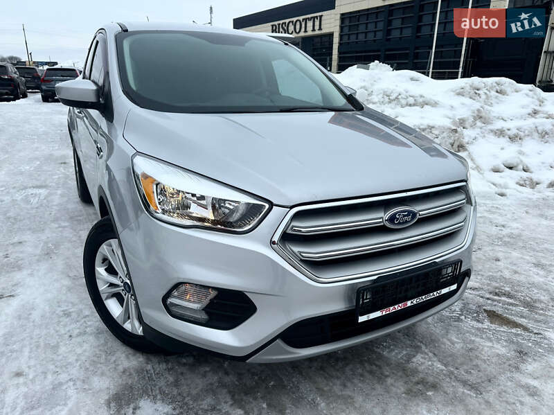 Позашляховик / Кросовер Ford Escape 2019 в Львові