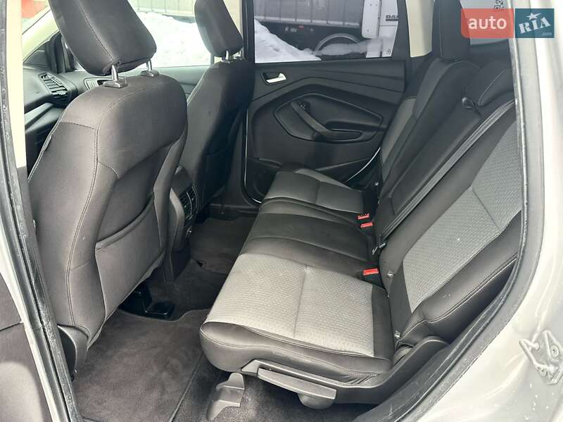 Позашляховик / Кросовер Ford Escape 2019 в Львові