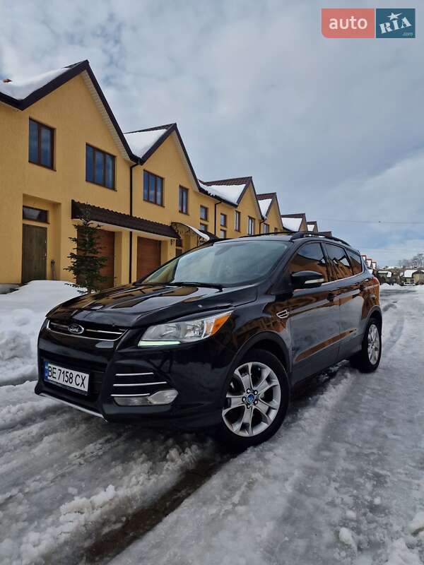 Внедорожник / Кроссовер Ford Escape 2012 в Стрые