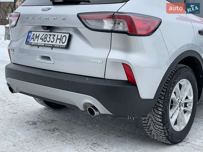 Внедорожник / Кроссовер Ford Escape 2020 в Бердичеве