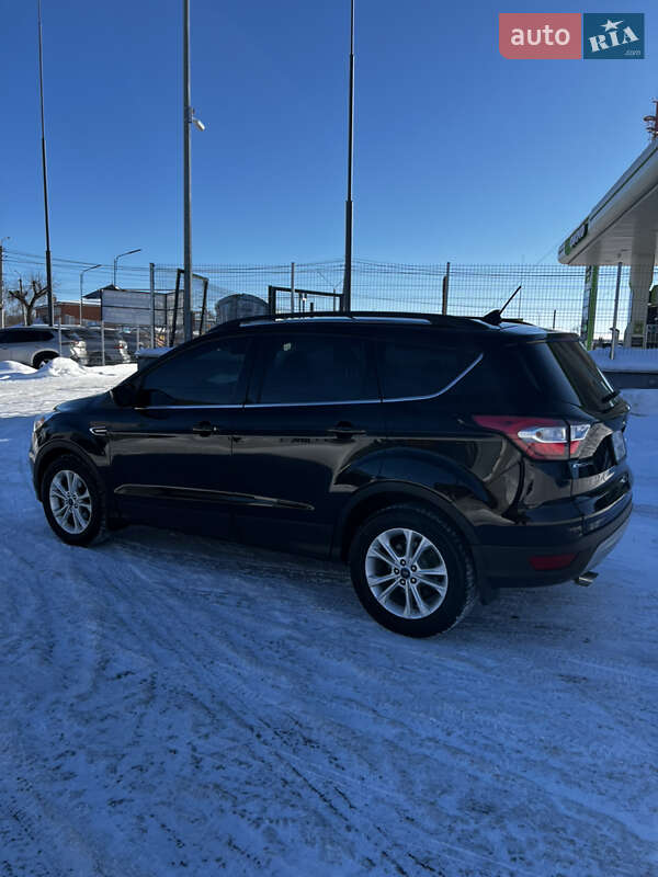 Внедорожник / Кроссовер Ford Escape 2017 в Белой Церкви