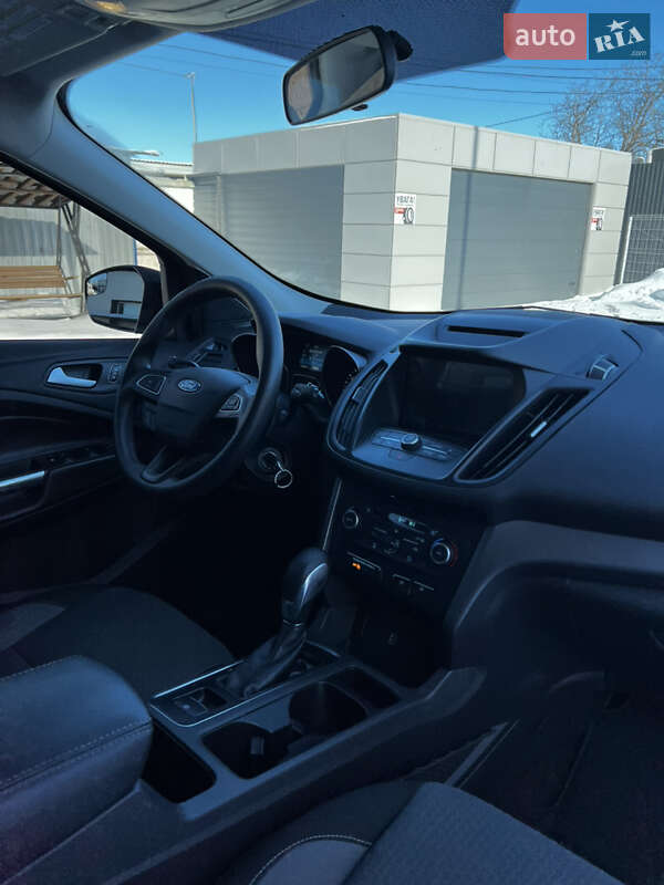 Внедорожник / Кроссовер Ford Escape 2017 в Белой Церкви