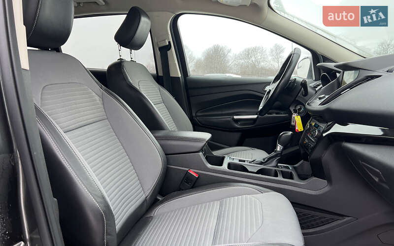 Позашляховик / Кросовер Ford Escape 2018 в Львові