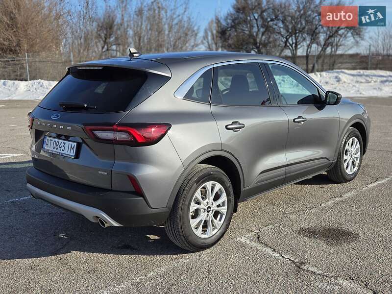 Внедорожник / Кроссовер Ford Escape 2023 в Днепре