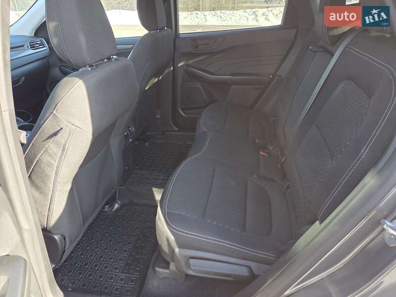 Внедорожник / Кроссовер Ford Escape 2023 в Днепре