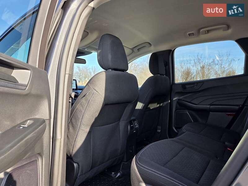 Внедорожник / Кроссовер Ford Escape 2023 в Днепре