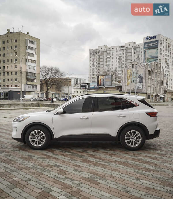 Внедорожник / Кроссовер Ford Escape 2020 в Харькове