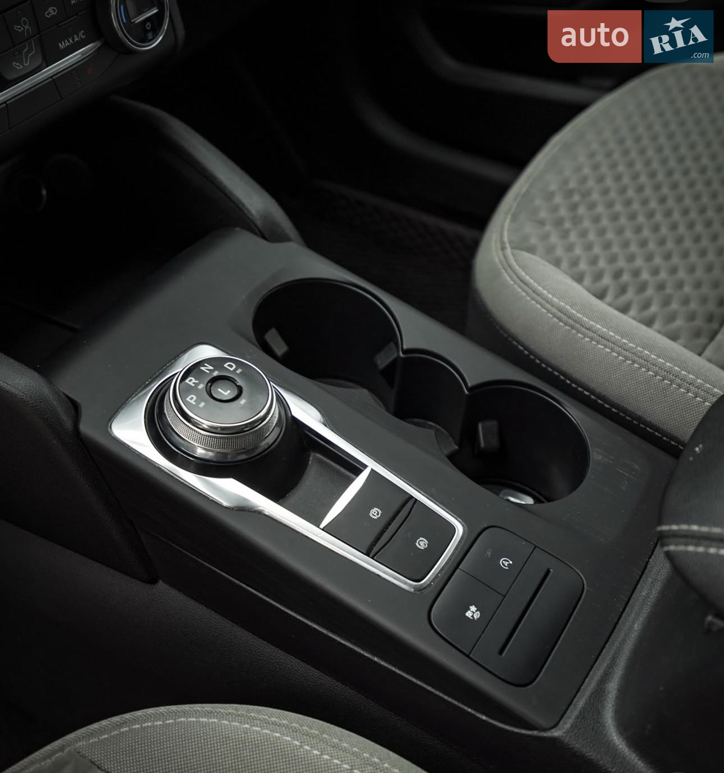 2020 Ford Escape - мініатюра 10