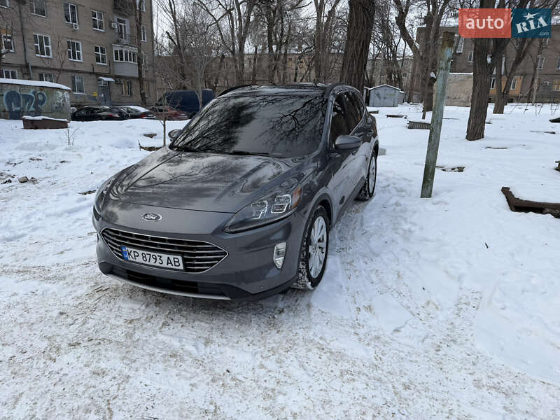 Позашляховик / Кросовер Ford Escape 2021 в Запоріжжі