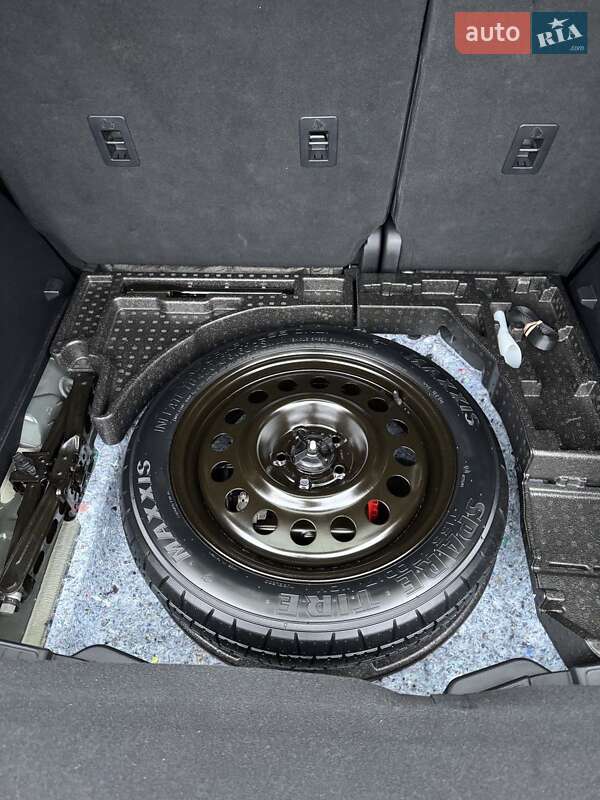 Позашляховик / Кросовер Ford Escape 2024 в Хмельницькому