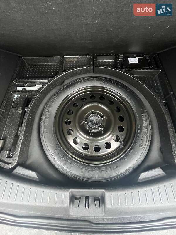 Позашляховик / Кросовер Ford Escape 2017 в Львові