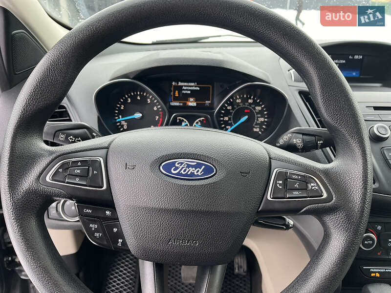 Позашляховик / Кросовер Ford Escape 2018 в Софіївській Борщагівці