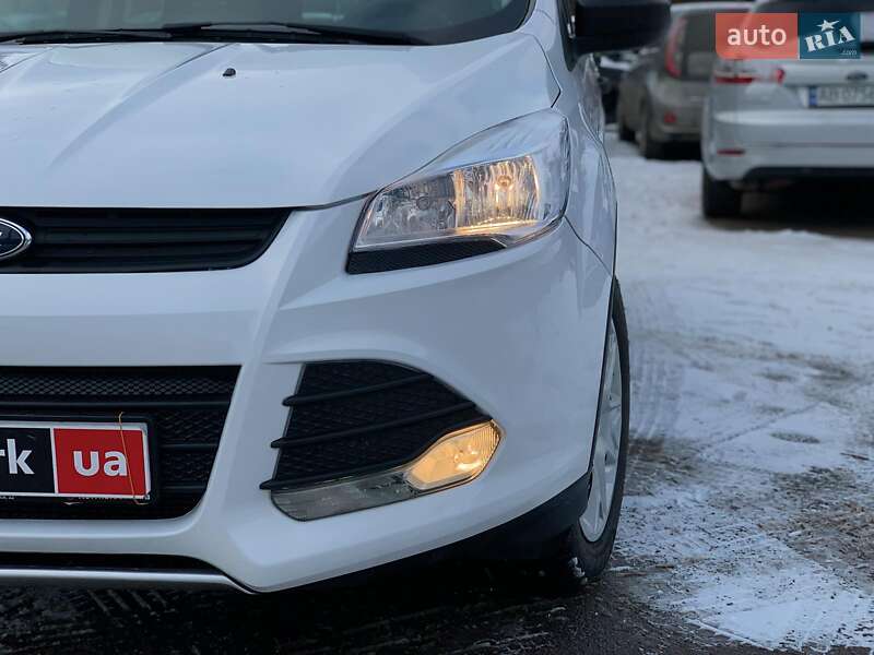 Позашляховик / Кросовер Ford Escape 2015 в Вінниці