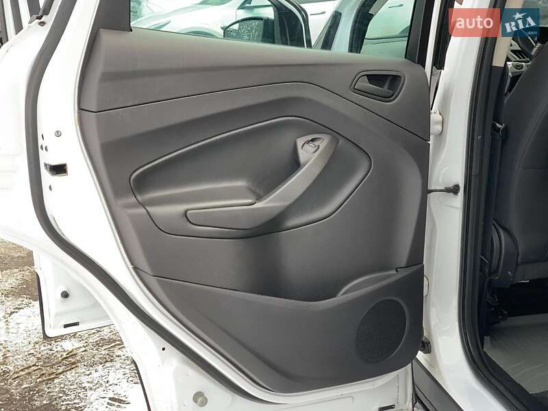 Позашляховик / Кросовер Ford Escape 2015 в Вінниці