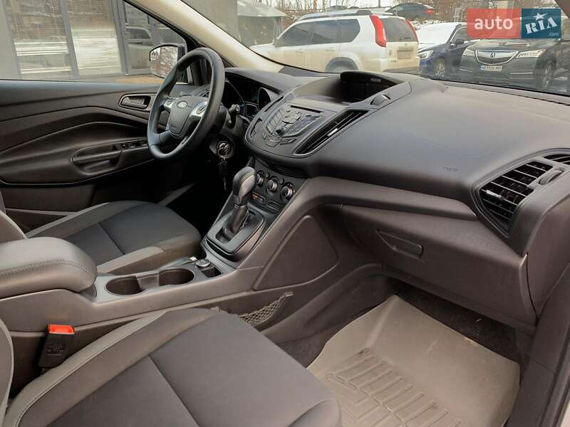 Позашляховик / Кросовер Ford Escape 2015 в Вінниці