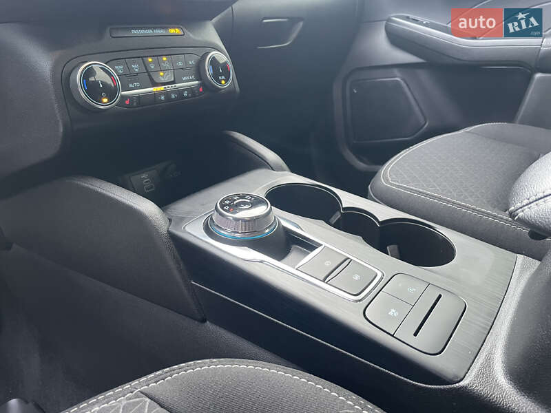 Позашляховик / Кросовер Ford Escape 2024 в Кременчуці