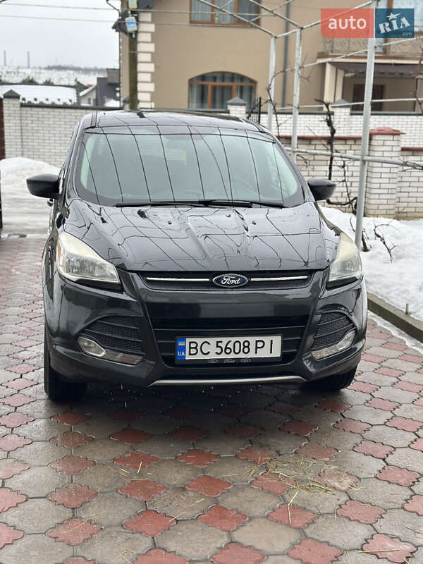 Позашляховик / Кросовер Ford Escape 2015 в Миколаєві