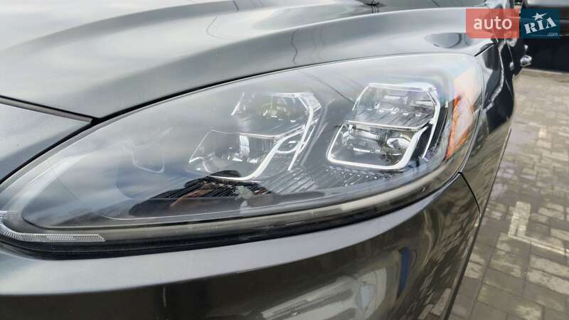 Позашляховик / Кросовер Ford Escape 2020 в Кривому Розі фото 18 Позашляховик / Кросовер Ford Escape 2020 в Кривому Розі
