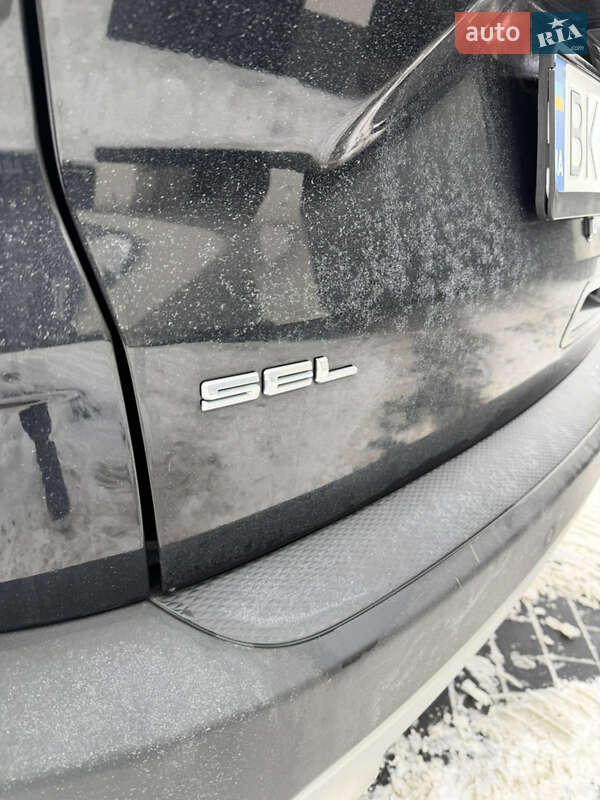 Позашляховик / Кросовер Ford Escape 2019 в Рівному