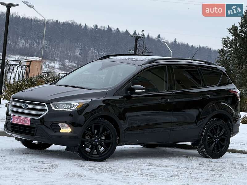 Позашляховик / Кросовер Ford Escape 2018 в Дрогобичі