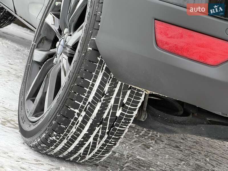 Позашляховик / Кросовер Ford Escape 2018 в Дрогобичі