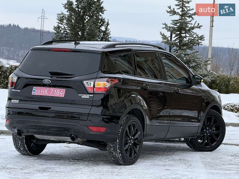 Позашляховик / Кросовер Ford Escape 2018 в Дрогобичі