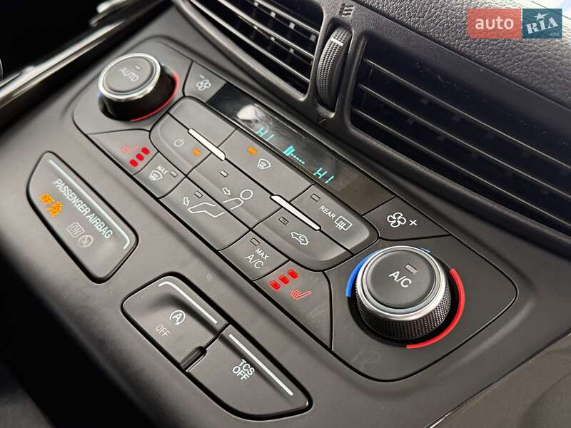 Позашляховик / Кросовер Ford Escape 2018 в Дрогобичі