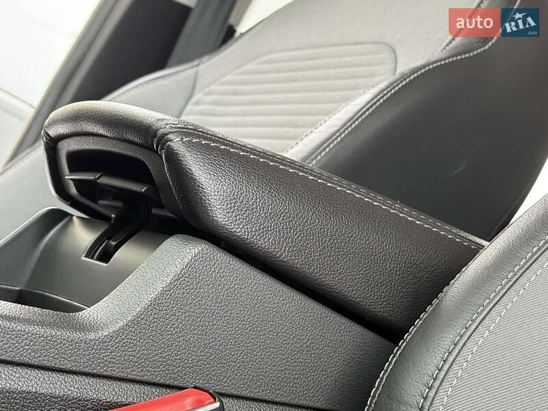 Позашляховик / Кросовер Ford Escape 2018 в Дрогобичі