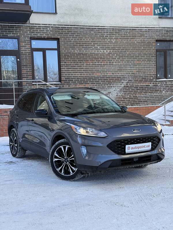 Внедорожник / Кроссовер Ford Escape 2021 в Сумах