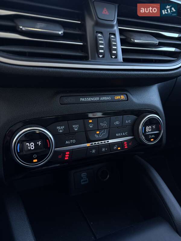 Внедорожник / Кроссовер Ford Escape 2021 в Сумах