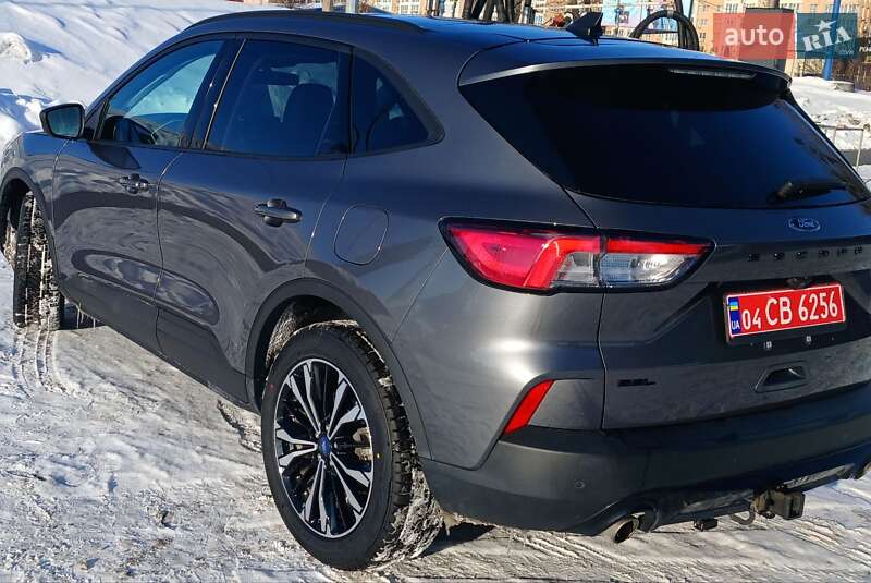 Позашляховик / Кросовер Ford Escape 2022 в Софіївській Борщагівці