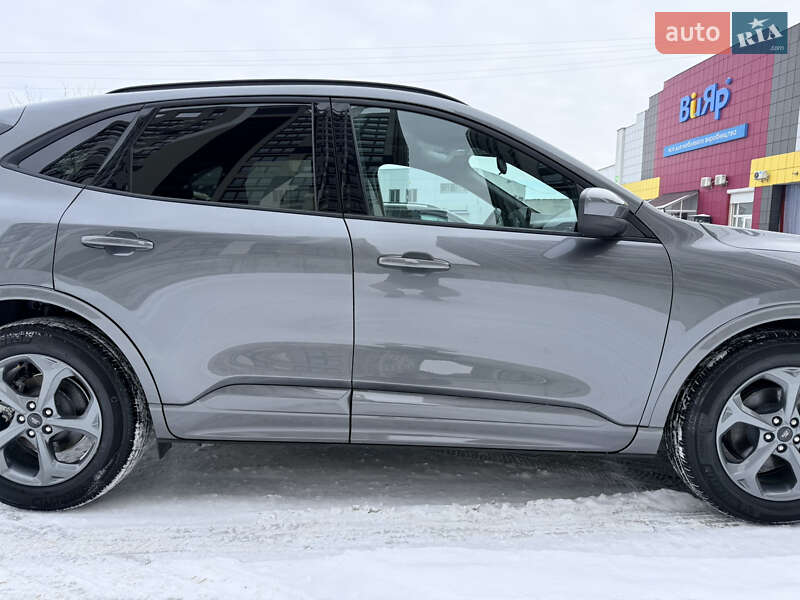 Внедорожник / Кроссовер Ford Escape 2023 в Львове