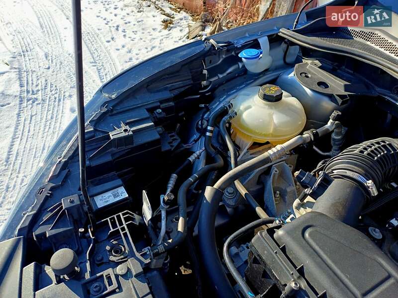 Внедорожник / Кроссовер Ford Escape 2023 в Полтаве