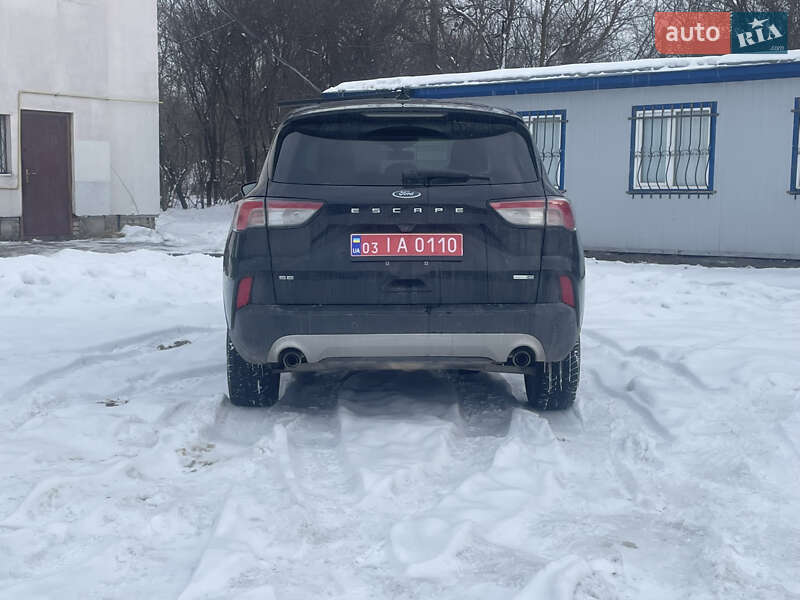 Позашляховик / Кросовер Ford Escape 2020 в Львові