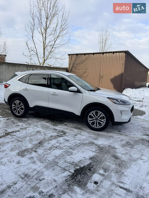 Внедорожник / Кроссовер Ford Escape 2022 в Ивано-Франковске