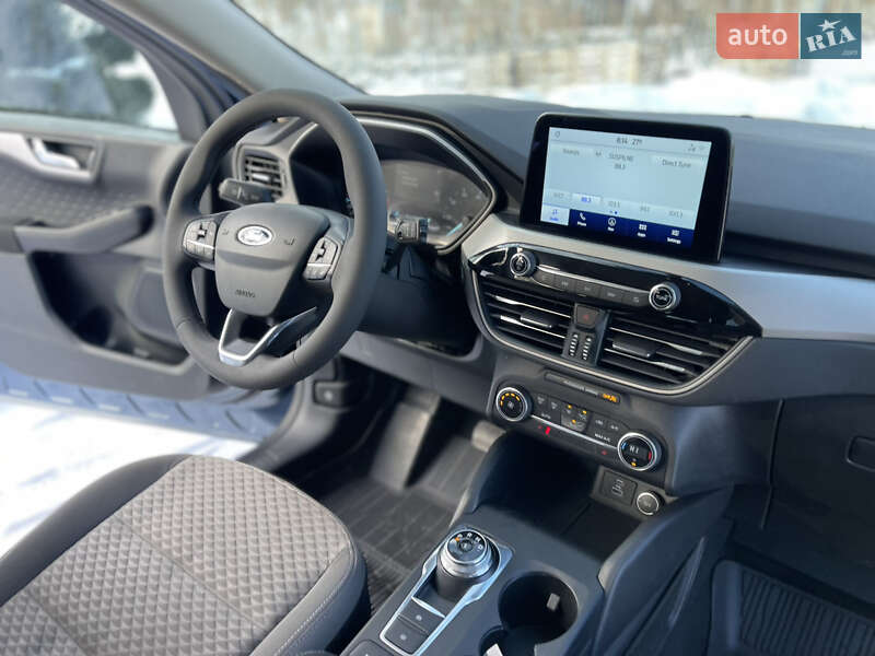 Позашляховик / Кросовер Ford Escape 2020 в Луцьку