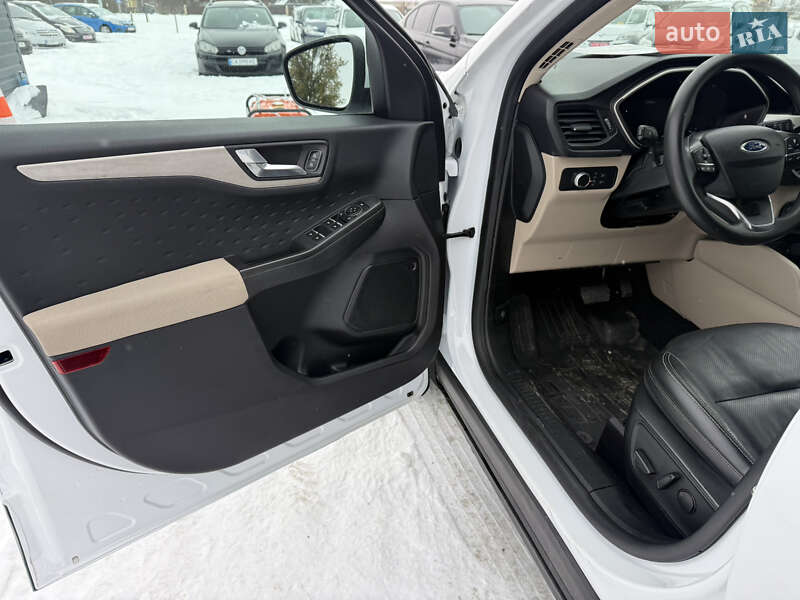 Позашляховик / Кросовер Ford Escape 2020 в Умані фото 10 Позашляховик / Кросовер Ford Escape 2020 в Умані
