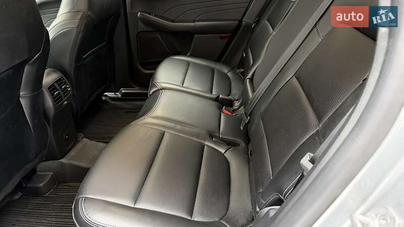 Позашляховик / Кросовер Ford Escape 2023 в Києві