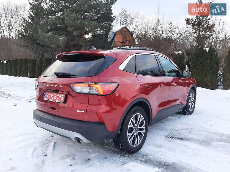 Позашляховик / Кросовер Ford Escape 2020 в Львові