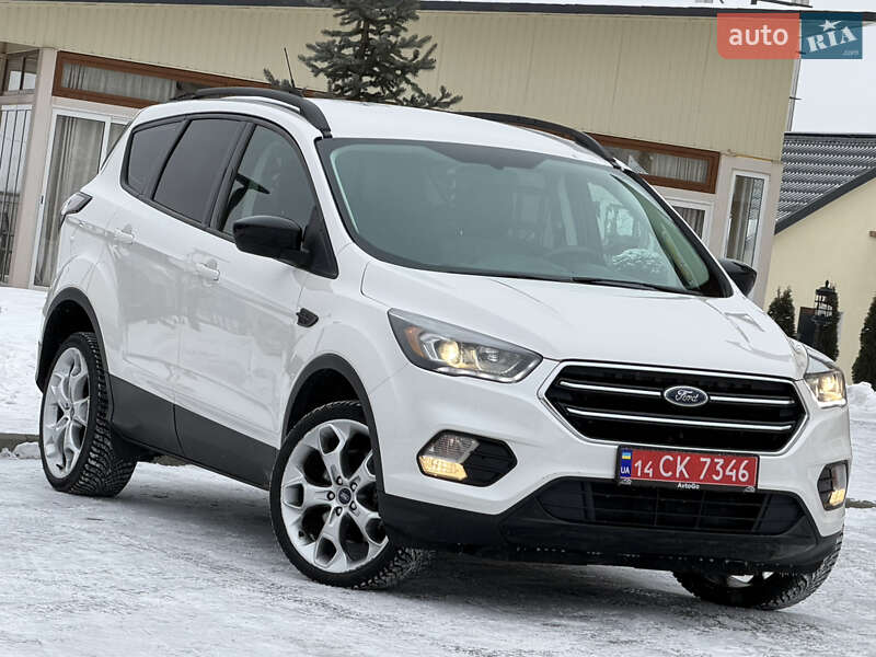 Внедорожник / Кроссовер Ford Escape 2018 в Дрогобыче