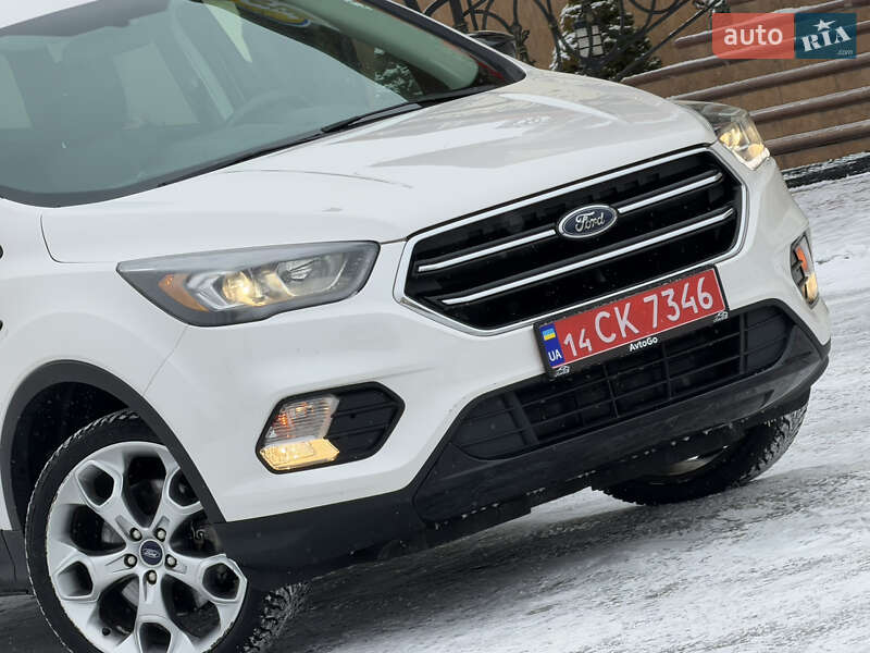 Внедорожник / Кроссовер Ford Escape 2018 в Дрогобыче